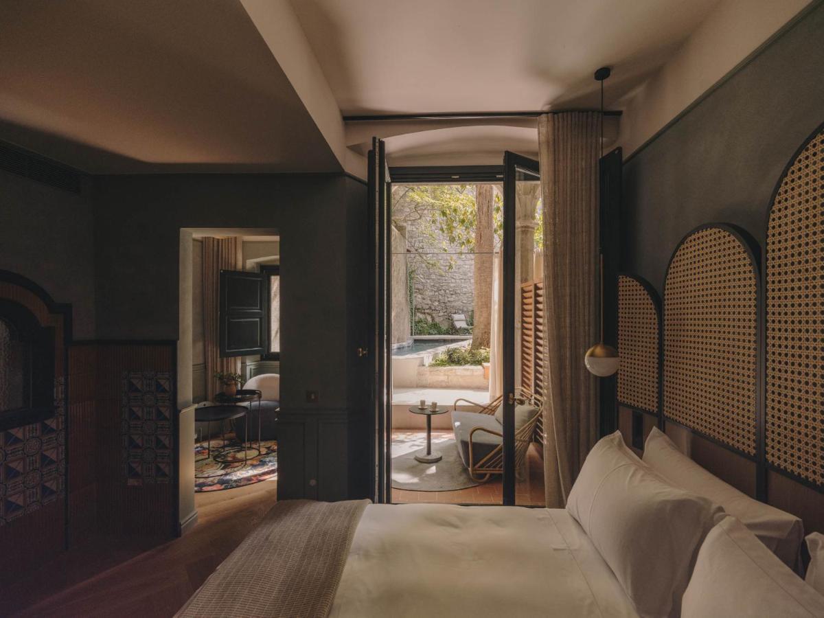 Hotel Palau Fugit Girona Kültér fotó