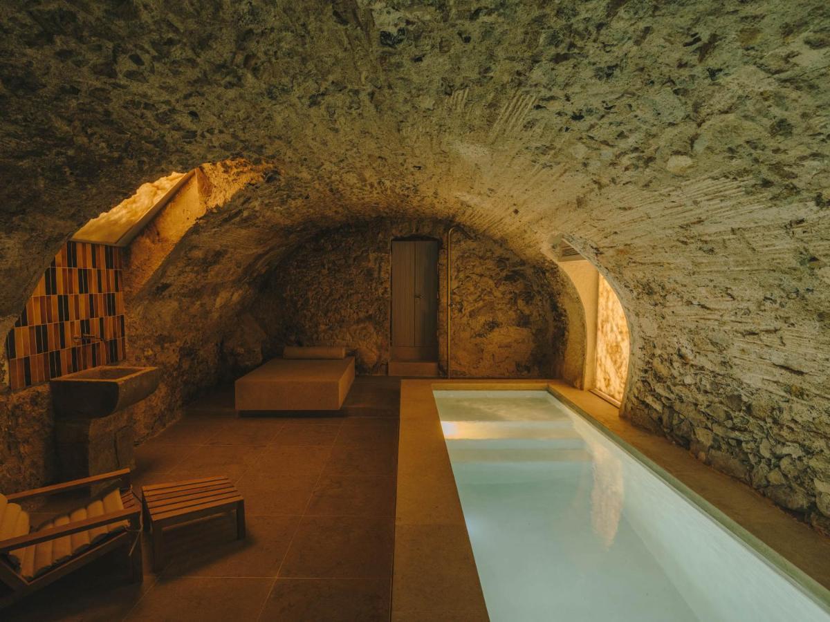 Hotel Palau Fugit Girona Kültér fotó