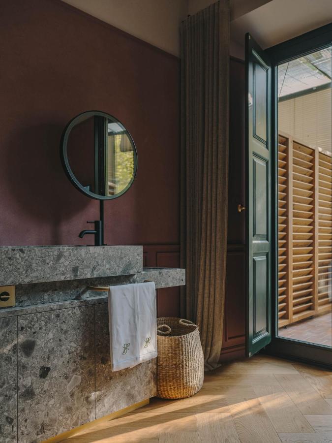 Hotel Palau Fugit Girona Kültér fotó