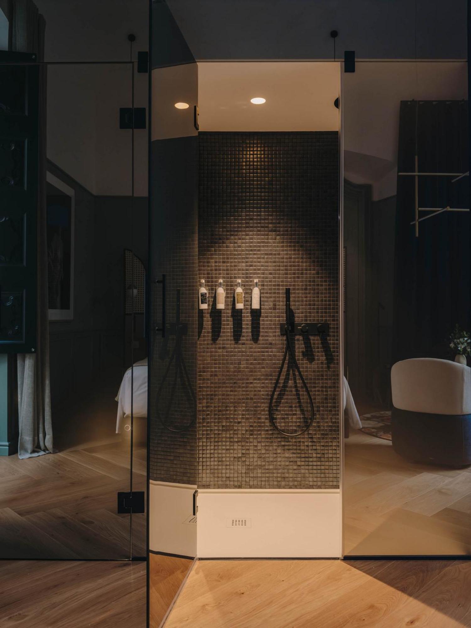 Hotel Palau Fugit Girona Kültér fotó