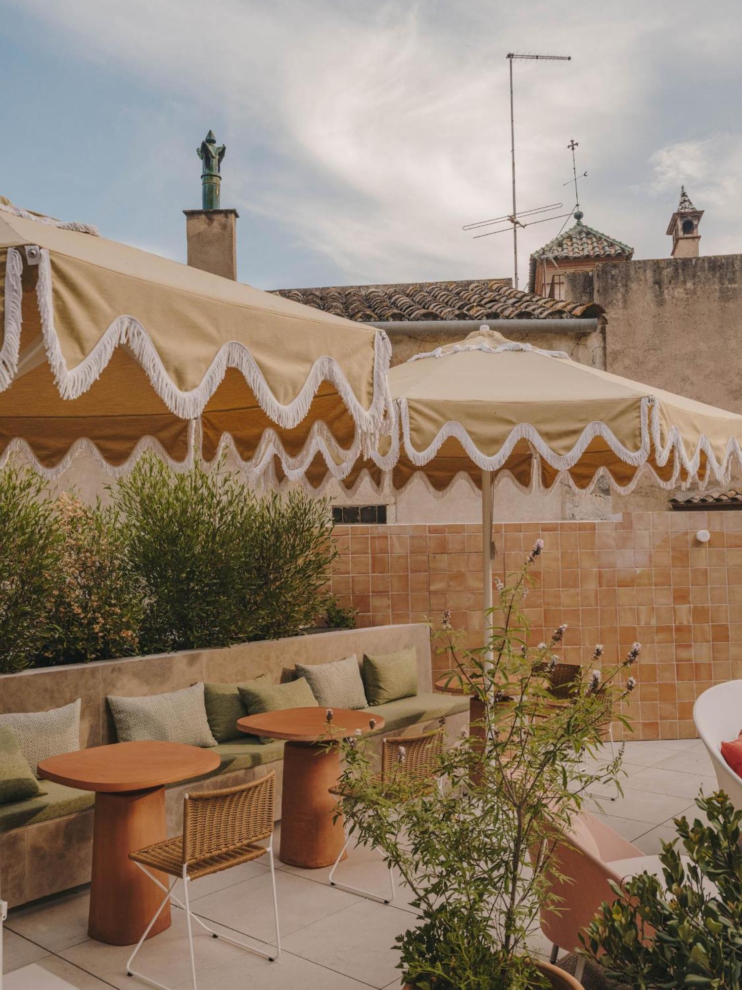 Hotel Palau Fugit Girona Kültér fotó