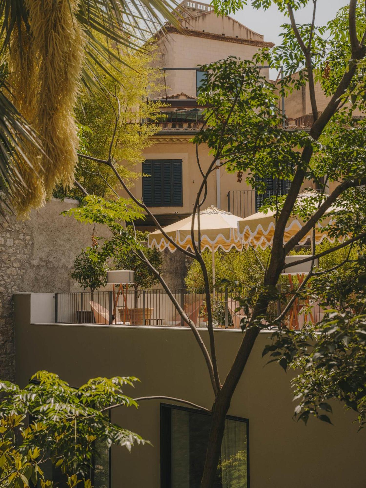 Hotel Palau Fugit Girona Kültér fotó